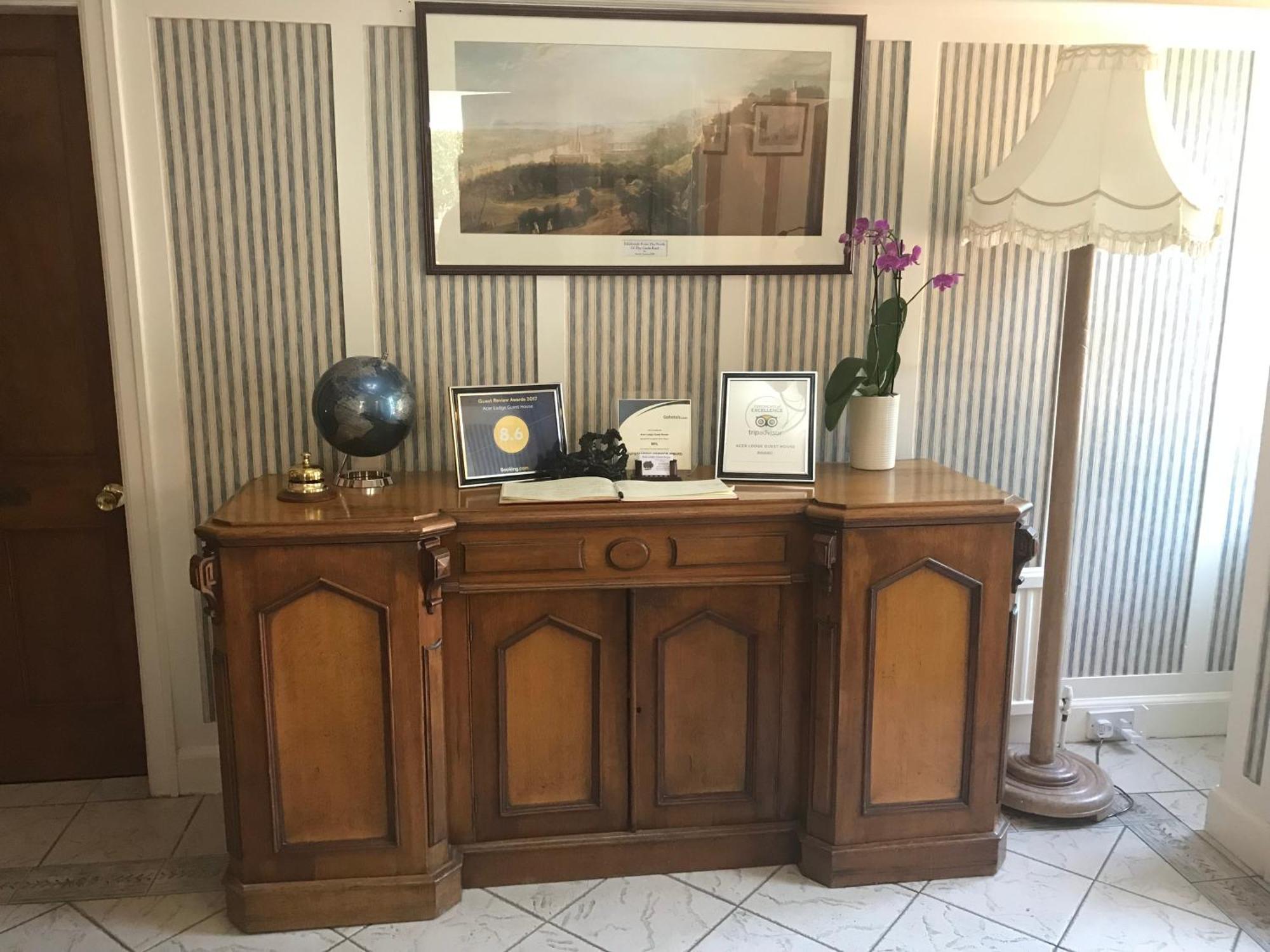Acer Lodge Guest House — Foto’s 1